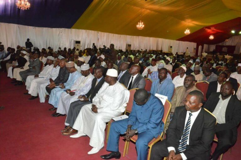 Tchad: le président de la république rencontre les chefs des partis politiques