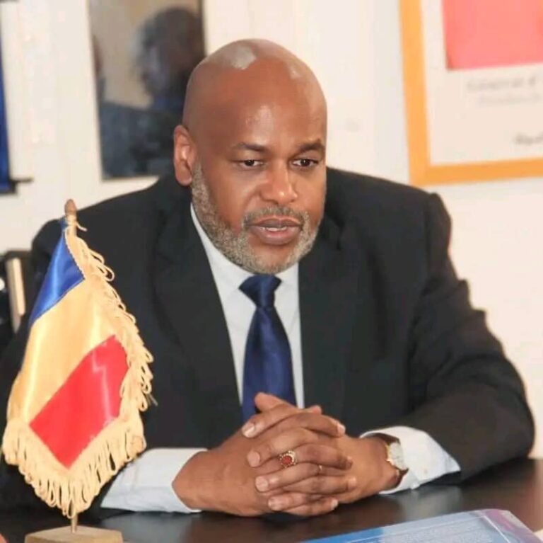 Excellence,Monsieur le Ministre de l’Aménagement du Territoire,